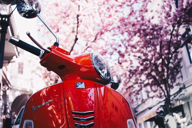 On a Vespa in the Todi'shills